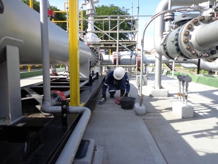 MANTENIMIENTO Y LIMPIEZA DE ÁREAS INDUSTRIALES